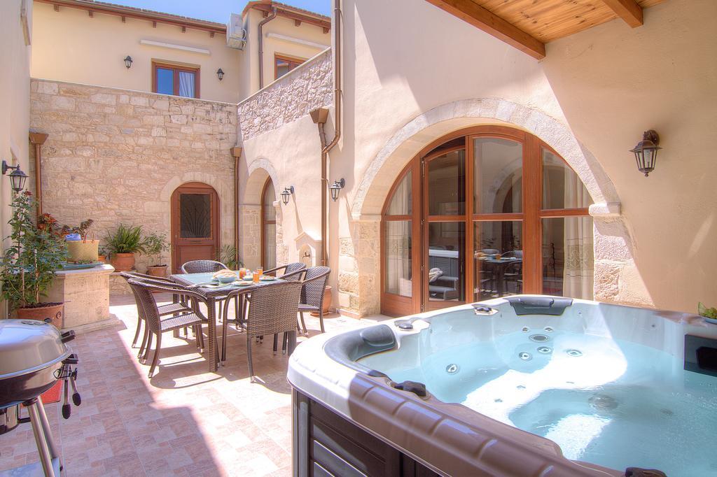 Askoutsi Manor, A Natural Tranquil Retreat, By Thinkvilla Agios Ioannis  Extérieur photo